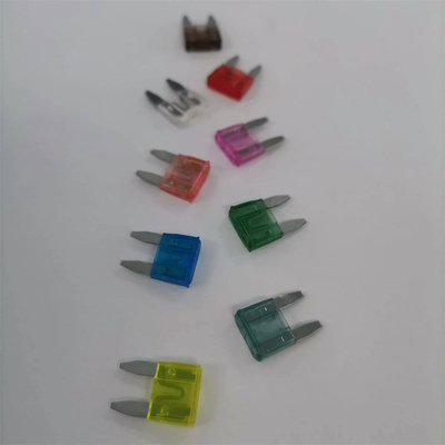 UL Certified Automotive Blade Fuses , DC32V 10A Low Voltage Fuse