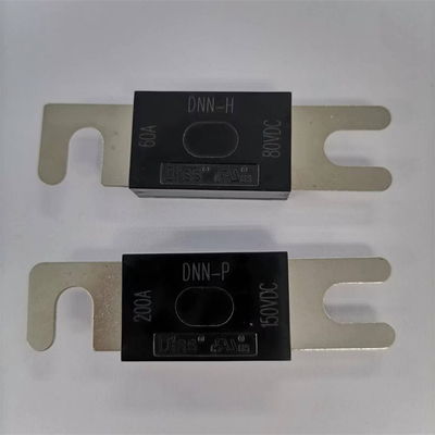 Flat Plug Low Voltage Fuse , DC150V Electric Wood Shell Time Lag Fuse