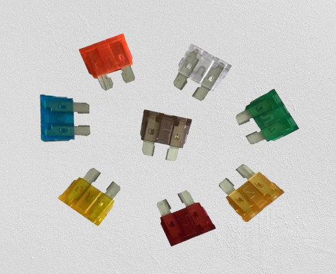 ISO8820 Low Voltage Fuses , 32VDC Cartridge Fuse For Car Yellow Colour