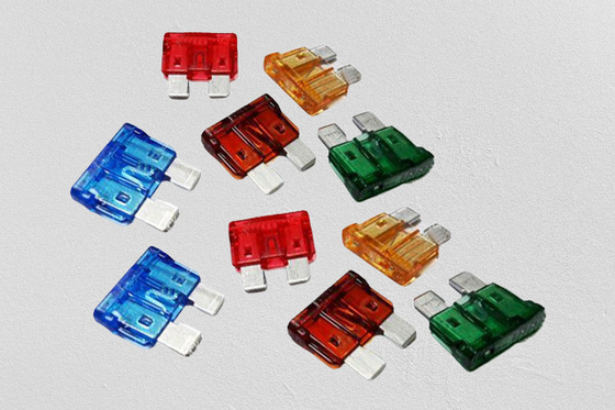 32VDC Low Voltage Fuses , 40 Amp Mini Blade Fuse ISO8820 Standard